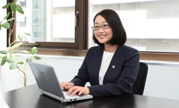 弁護士 安達 里美（大阪弁護士会）