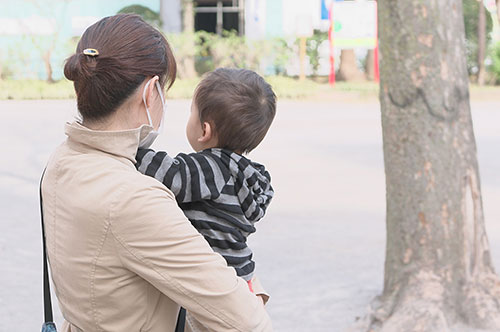 乳幼児期の子どもの面会交流を決める際に知っておくべきことや注意点