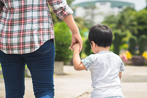 連れ去り別居で精神的苦痛を受けた！ 子どもを取り戻すことはできる？