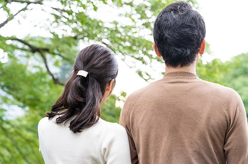 婚外恋愛は不倫とは違う？ バレた時のリスクと考えるべきこと