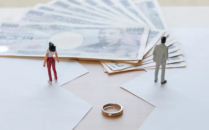 そもそも慰謝料とは？ 離婚する・しないに関わらず夫婦間でも請求できる？